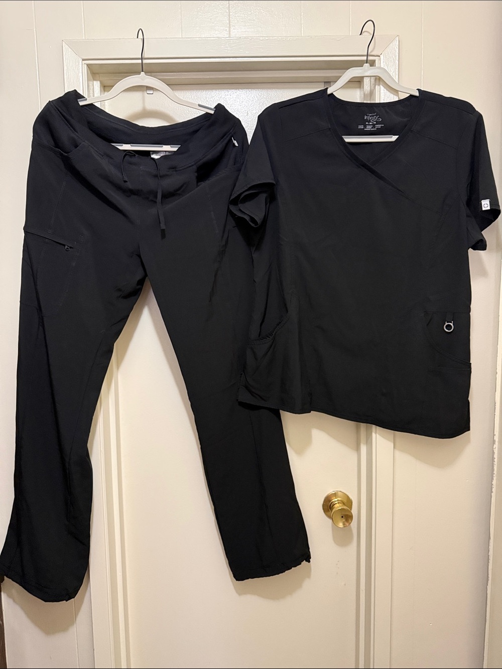 Black Infinity Women's Scrub Pants & Top Set - Comfortable Medical Uniform